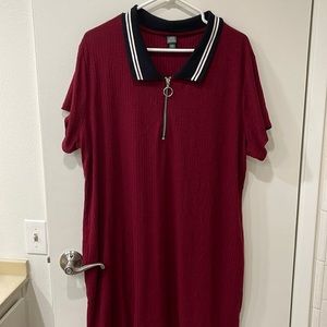 Wild Fable Dress Size 2X- Maroon with black & white collar, cute zipper detail